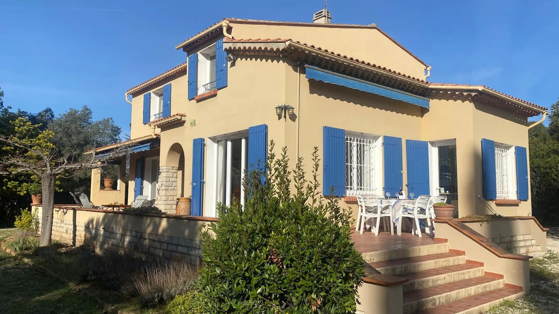 Agreable Maison Proche Plage Dans Quartier Residentiel Classee 3 Etoiles Oft Sanary-sur-Mer 0*,