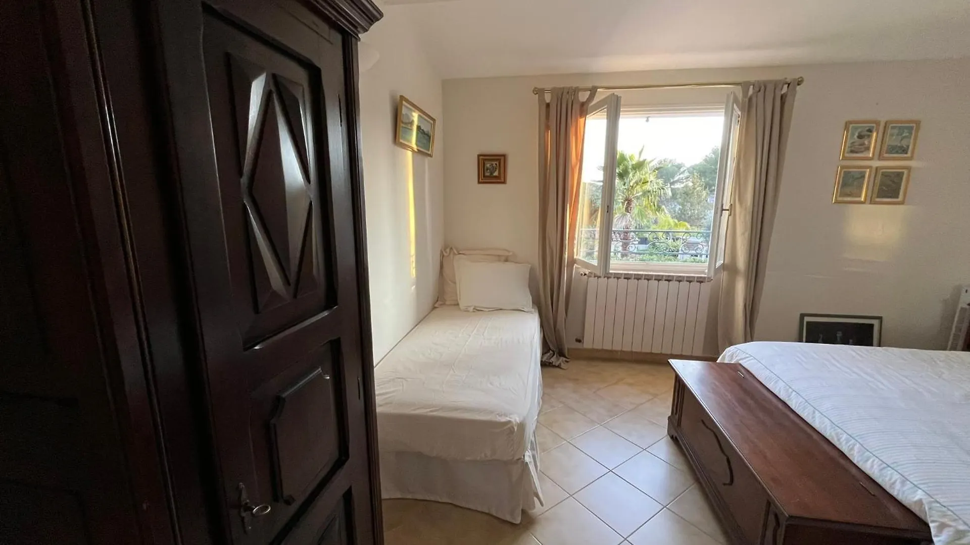Agreable Maison Proche Plage Dans Quartier Residentiel Classee 3 Etoiles Oft Sanary-sur-Mer 0*,  France