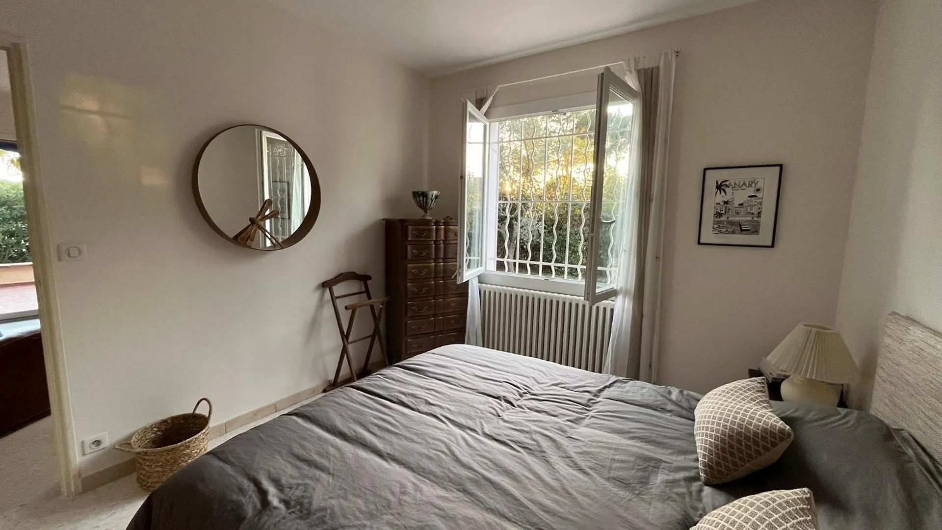 Agreable Maison Proche Plage Dans Quartier Residentiel Classee 3 Etoiles Oft Sanary-sur-Mer