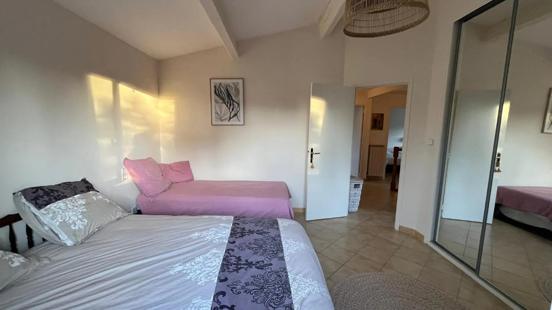 Agreable Maison Proche Plage Dans Quartier Residentiel Classee 3 Etoiles Oft Sanary-sur-Mer