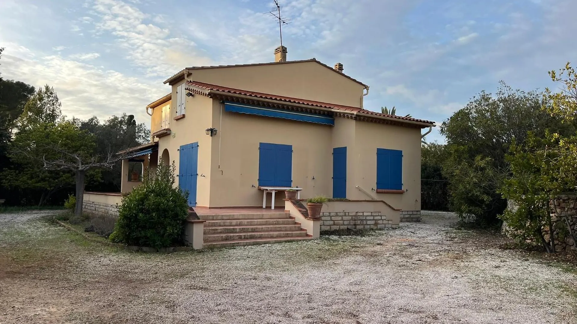 Vila Agreable Maison Proche Plage Dans Quartier Residentiel Classee 3 Etoiles Oft Sanary-sur-Mer