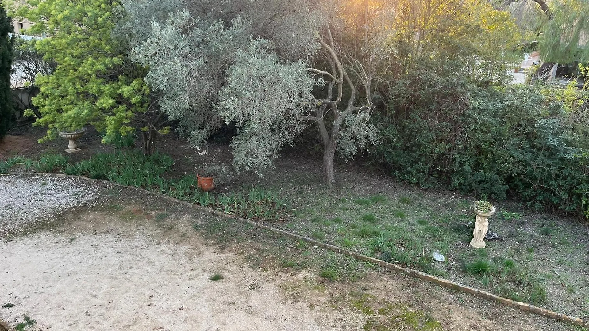 Agreable Maison Proche Plage Dans Quartier Residentiel Classee 3 Etoiles Oft Sanary-sur-Mer